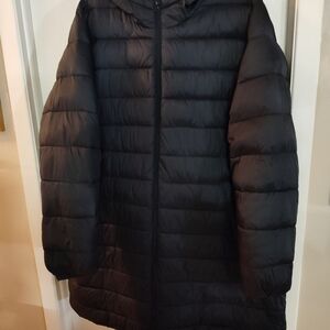 Women's Black Quilted Hooded Puffer Coat
